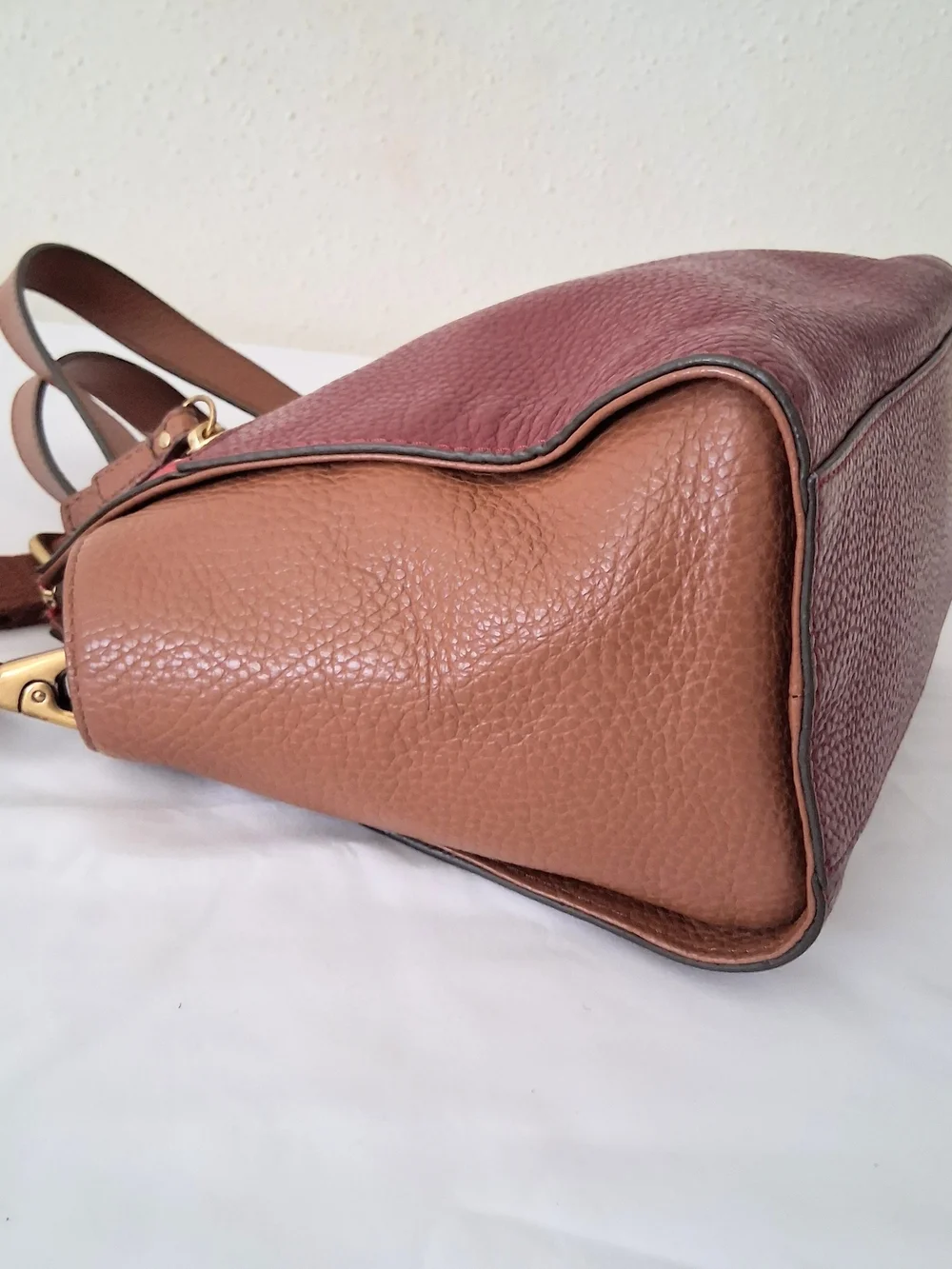 Fossil Women’s Leather Satchel Handbag in Burgundy, Red & Brown